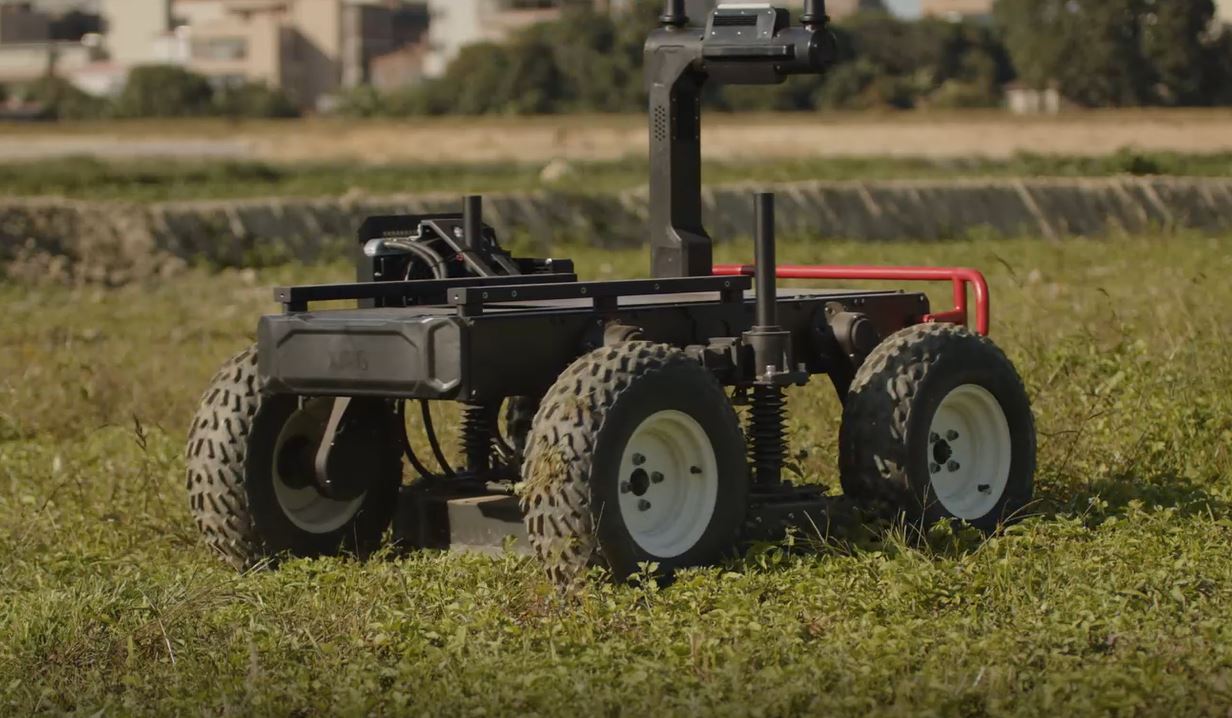 R150 2023 Autonomous Tractor (Mower) - HSE-UAV